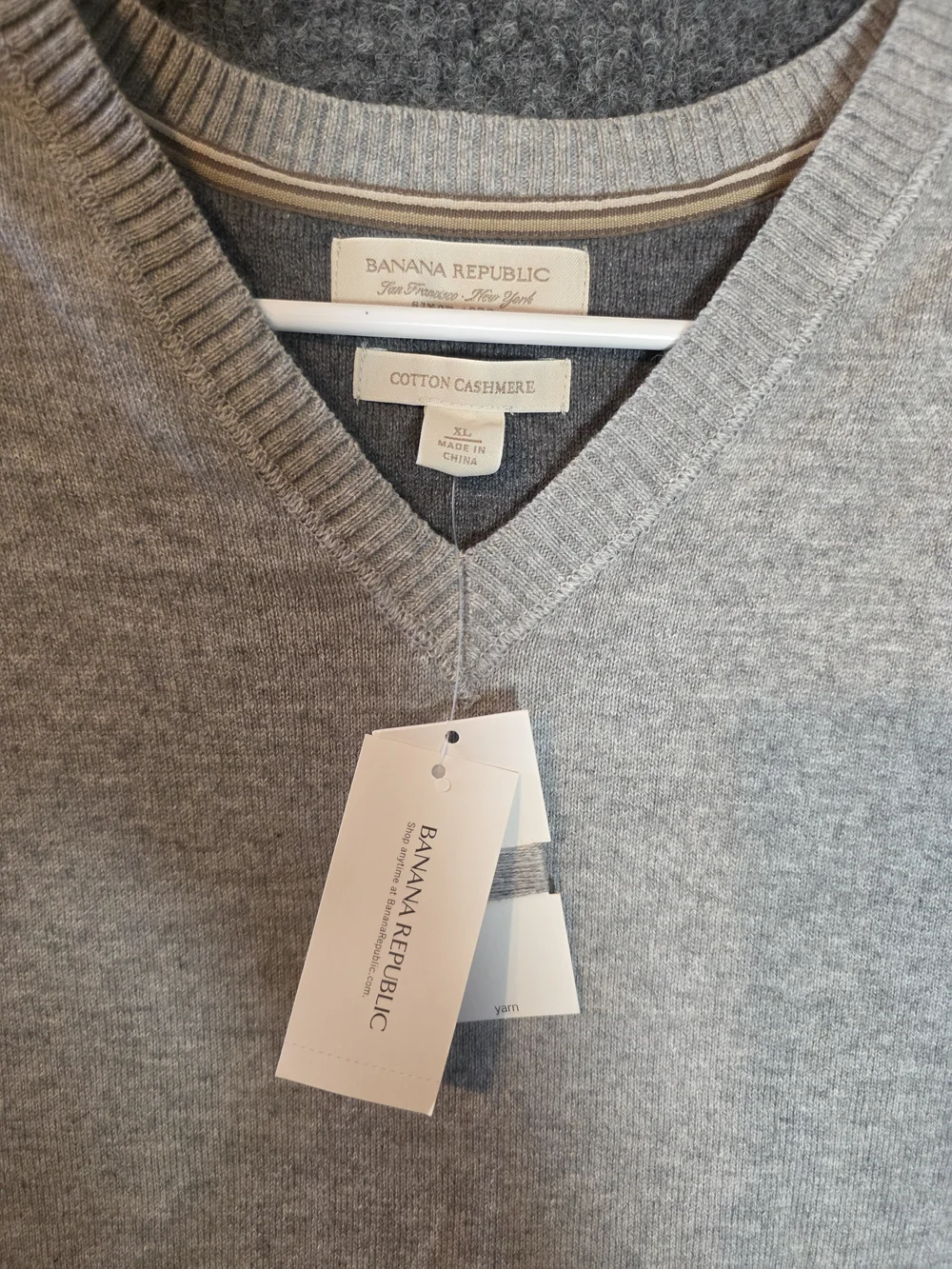 Banana Republic Cotton Cashmere Sweater Vest Mens XL Gray V Neck NWT